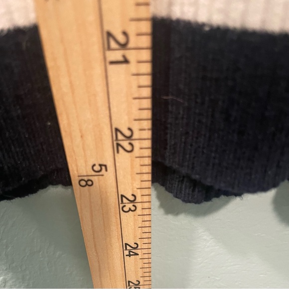 Old Navy Womens Cropped Sweater Vest Navy Stripe Size XXL Staple Preppy Coastal - Picture 6 of 10